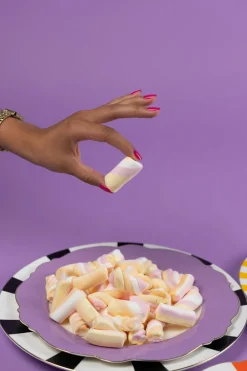 KARE Teller Harlequin Lila Ø27cm