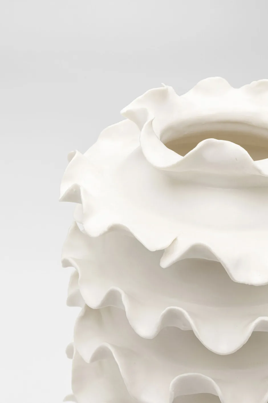 KARE Vase Viento Weiß 39cm